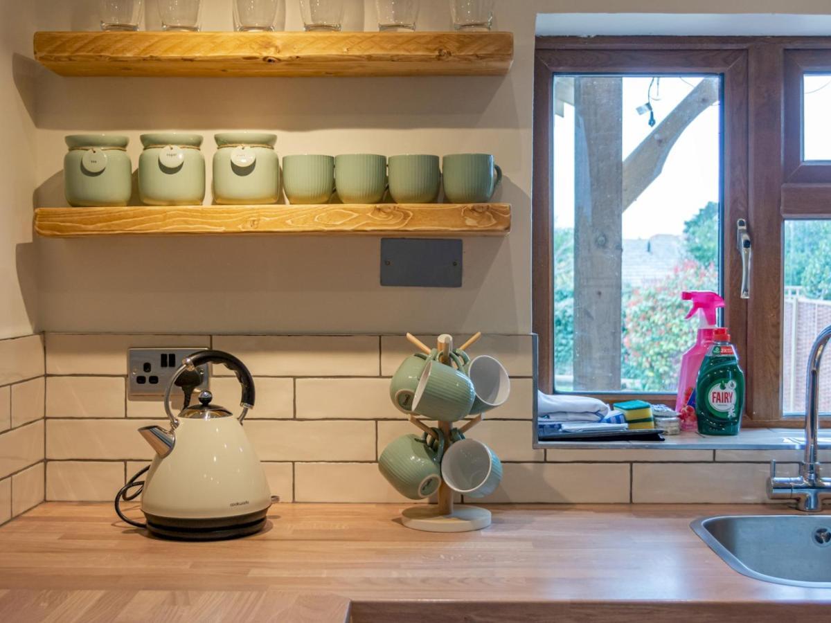 Pass The Keys Appletree Cottage - A Chic Seaside Home And Garden Whitstable Exteriér fotografie
